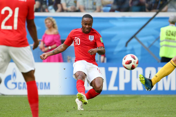 不断靠近自 不断靠近自